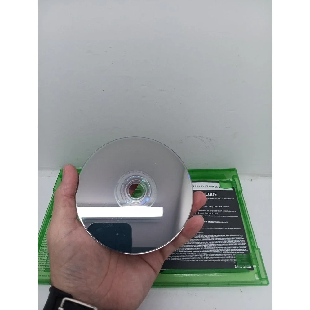 NHL 17: Deluxe Edition (Microsoft Xbox One, 2016)